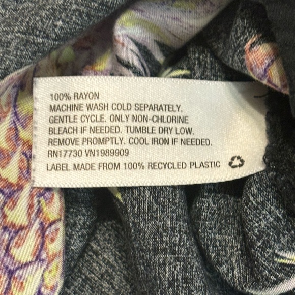 ORIGINAL USE Big& Tall Short Sleeve Button Down Top - Picture 5 of 6